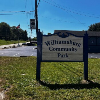 Williamsburg Community park sign